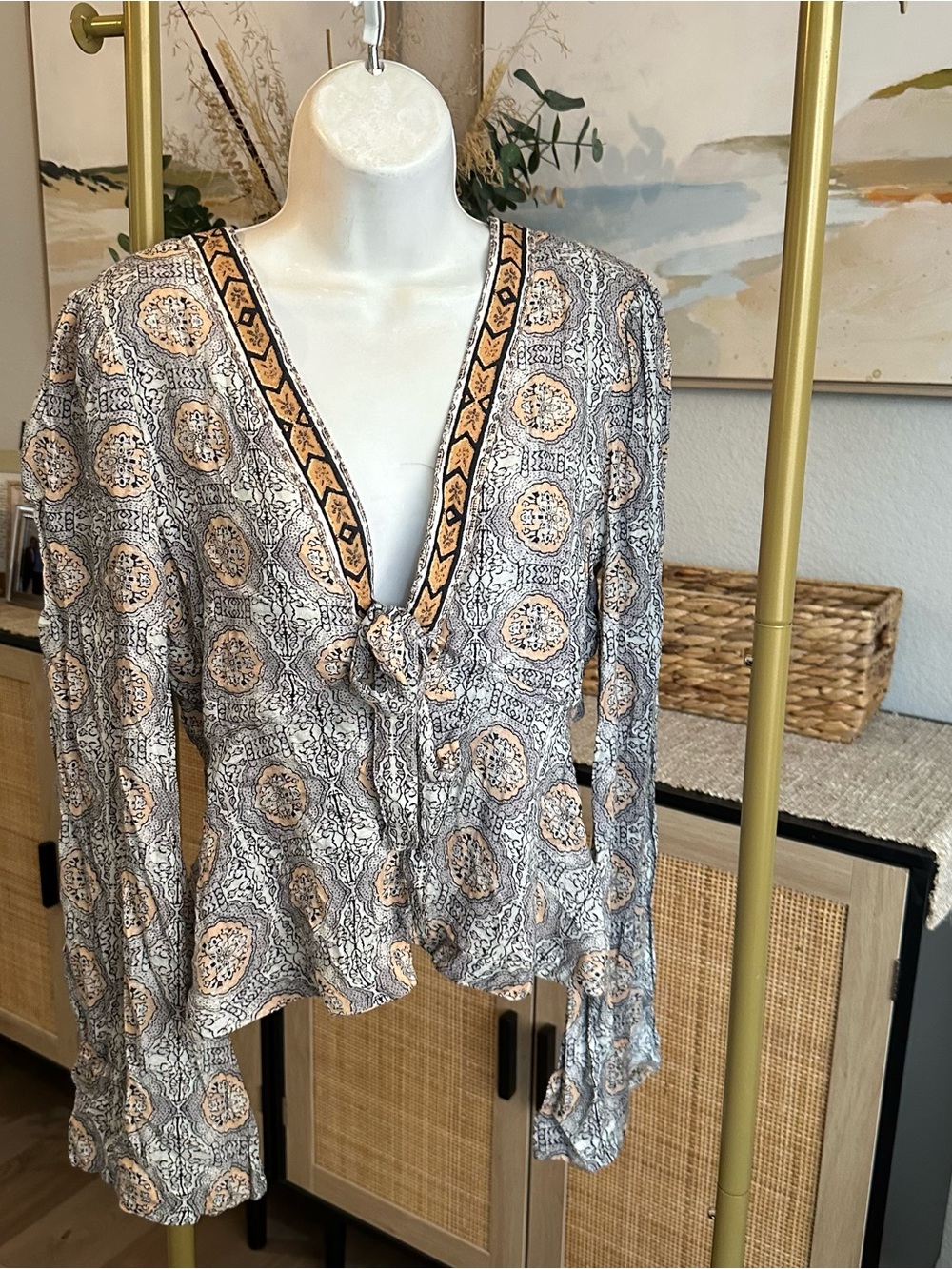 Free People Paisley Boho Blouse Deep V Neck Long Sleeve Flowy Top Size Medium